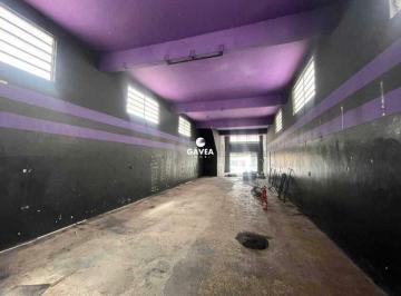 Comercial · 547m² · Conjunto Comercial/sala para aluguel no Estuário em Santos.