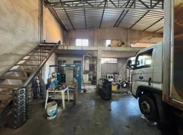 Comercial · 300m² · Galpão à venda no bairro Jardim Salgado Filho, em Ribeirão Preto/SP.