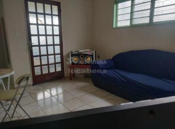 Casa · 203m² · 3 Quartos · 2 Vagas · Santo Antonio, Casa na Frente com 3 Quartos, 1 Banheiro, Sala / Cozinha, com varanda