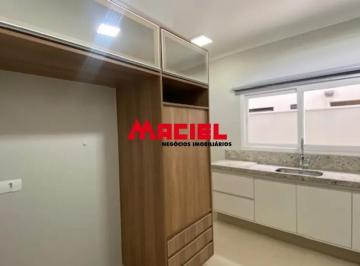 Casa · 380m² · 3 Quartos · 4 Vagas · Excelente imóvel para locação no Cond Golf