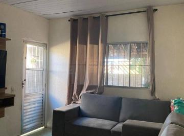 d150ab3a1155a83bfd571e2d6752d155f94aa932 · Casa à venda no Bairro Bom Retiro!