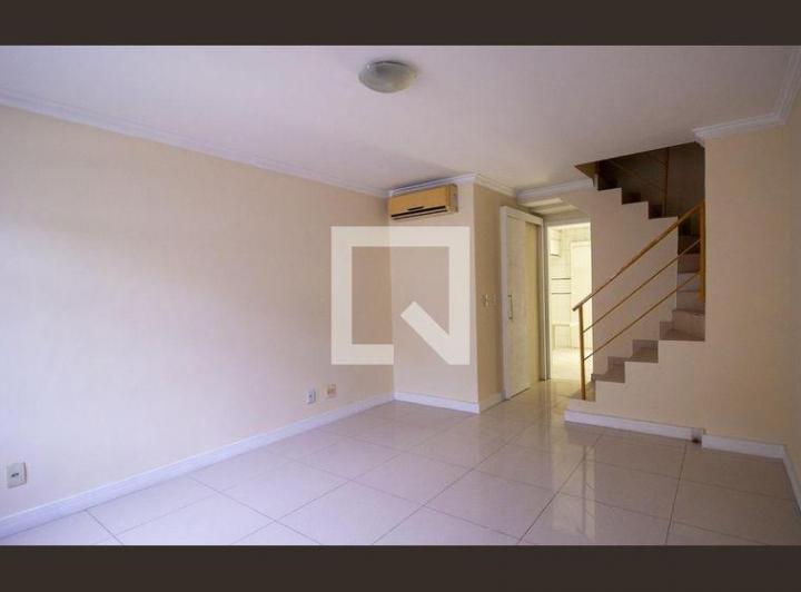Foto do imóvel - Alugar casa em condomínio, Vargem Pequena: 4 quartos, 3 suítes, piscina e churrasqueira