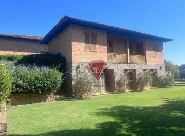 423b1e5889a3fd19acd1c47f535207abb684f663 · Casa na Fazenda da Gama