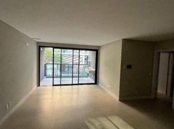 b877cb6a5d4948ffe8137a874aa3af83c577ee84 · Apartamento em Jurerê – 131m², a 50m da Praia