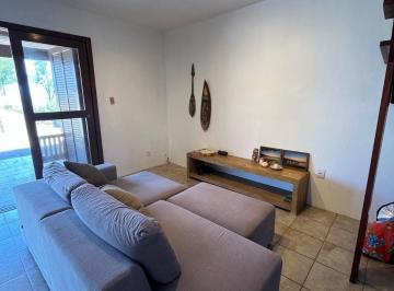 Casa · 147m² · 4 Quartos · 1 Vaga · Casa Geminada pé na areia em Itapirubá/SC