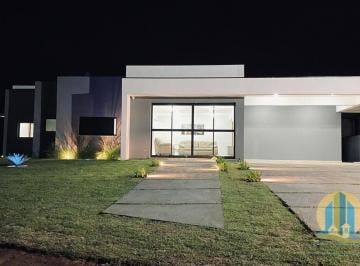 Casa · 245m² · 4 Quartos · 1 Vaga · Casa Alto Padrão à venda!!