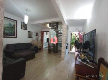 Casa · 216m² · 3 Quartos · 2 Vagas · Sobrado a Venda 3 Dormitórios, 1 Suíte, Bairro Assunção