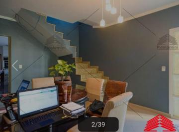 Foto 01 · Imperdível casa de 4 quartos e 2 suítes na Vila Prudente, 292m², 1 sala, 4 banheiros e 2 vagas de g