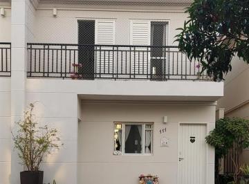 Casa · 110m² · 3 Quartos · 2 Vagas · Casa à venda - em Medeiros