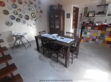 Casa · 390m² · 2 Quartos · 3 Vagas · Casa à venda - em Roseira