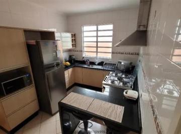 Casa · 76m² · 2 Quartos · 2 Vagas · Casa à venda - no Jardim Martins