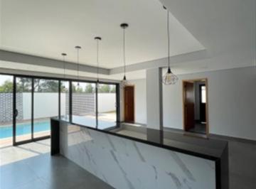 Casa · 303m² · 4 Quartos · 2 Vagas · Casa à venda - em Ibi Aram