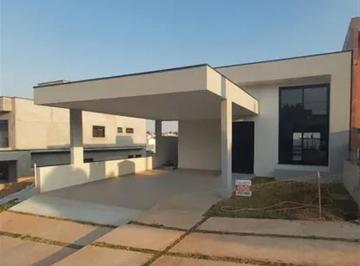 Casa · 165m² · 3 Quartos · 2 Vagas · Casa à venda - no Centro