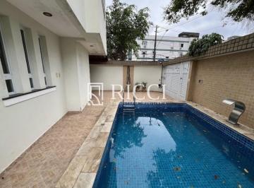 Foto 01 · Se encante com esse sobrado isolado com piscina exclusiva na Aparecida!
