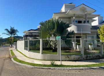 Casa · 236m² · 3 Quartos · 2 Vagas · Casa 3 Quartos com 1 Suíte e 236m² - Pedra Branca