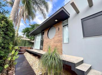 Casa · 188m² · 3 Quartos · 2 Vagas · Casa 3 Quartos com 1 Suíte - Bom Abrigo