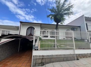 Casa · 124m² · 3 Quartos · 2 Vagas · Casa em Barreiros - São José