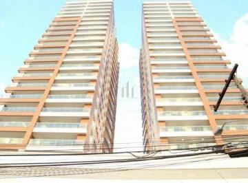 Apartamento · Apartamento 3 Quartos com 1 Suíte e 179m² - Centro