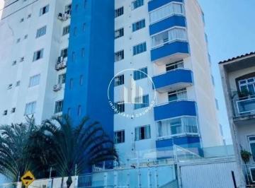 Apartamento · 178m² · 3 Quartos · 2 Vagas · Cobertura em Barreiros - São José