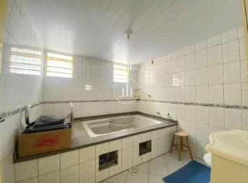 Casa · 150m² · 5 Quartos · 2 Vagas · Casa em Areias - São José