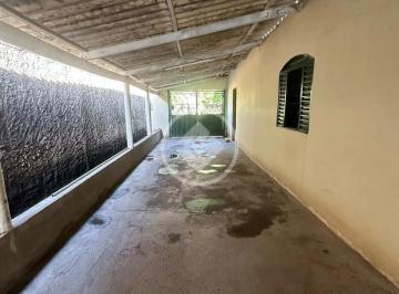 Casa · 360m² · 3 Quartos · 3 Vagas · Casa com 3 quartos sendo 1 suíte no Loteamento Alphaville Residencial. codigo: 113561