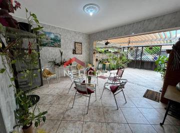 Casa · 196m² · 3 Quartos · 4 Vagas · Casa em Rua Doutor Emílio Carlos - Vila Cascatinha - São Vicente/SP