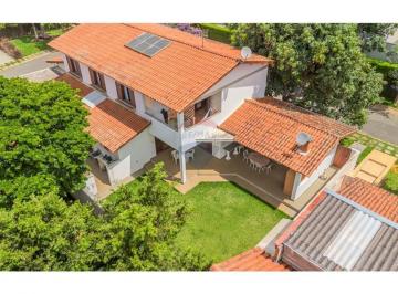 Casa · 369m² · 5 Quartos · 4 Vagas · Casa à VENDA Condomínio Village D'Avignon | Sobrado | 5 Quartos | 3 Suítes | 5 Banheiros | 4 Vagas |