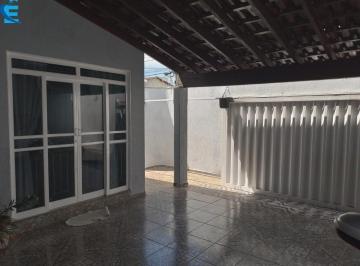 Foto 01 · Excelente casa com 3/4 sendo 1 suíte, 2 salas, área gourmet completa, piscina e 4 vagas de garagem.