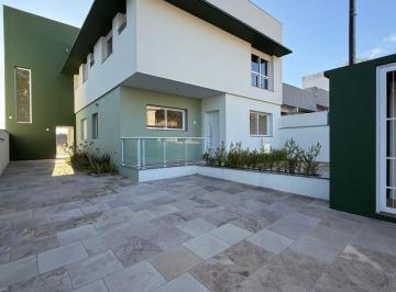 36095001_g.jpg · 
                                Casa | 03 dormitórios |São Luiz
                            
