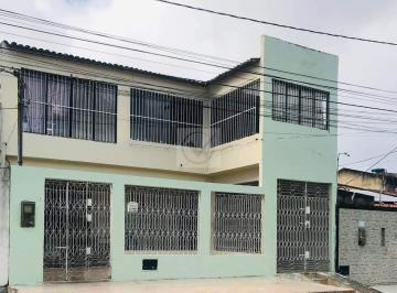 Casa · 330m² · 3 Quartos · 3 Vagas · Casa Residencial à Venda – Bairro José Conrado de Araújo
