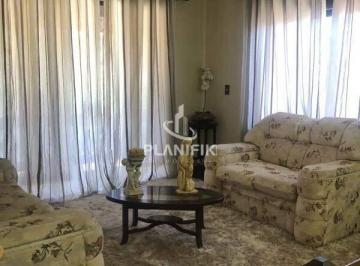 Casa · 300m² · 4 Quartos · 6 Vagas · Casa para aluguel, 4 quartos, 1 suíte, 6 vagas, Rio Branco - Brusque/SC