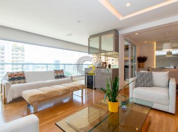 Apartamento · 250m² · 4 Quartos · 5 Vagas · Apartamento à venda em Perdizes com 4 quartos, 3 suítes e 5 vagas de garagem.