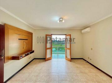 Casa · 357m² · 4 Quartos · 5 Vagas · Endereço do condomínio: Av. dos Carvalhos, 1 - Terras do Madeira, Carapicuíba, SP