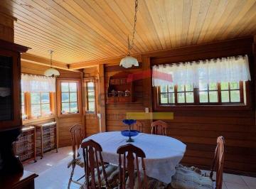 Casa · 350m² · 4 Quartos · 10 Vagas · Linda casa contemporânea em condomínio . 3 pavimentos Mairiporã .