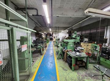 Comercial · 1338m² · 2 Vagas · Prédio industrial á venda - Jardim Independência