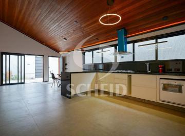 Casa · 100m² · 3 Quartos · 3 Vagas · Casa à Venda no Alto da Boa Vista Totalmente Reformada e Pronta para Morar!