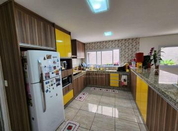 b40a2bd79b3659fe5acf6d9876215913f45bcda7 · Casa à venda no Jardim Bahia em Várzea Paulista