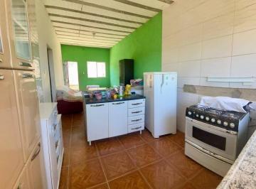 Casa · 100m² · 2 Quartos · 2 Vagas · Casa à venda - no Centro