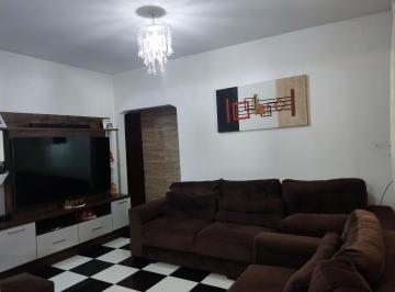 Casa · 90m² · 3 Quartos · 2 Vagas · Casa à venda - Em Santa Maria