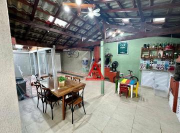 b6f03dfa072681652350cc6834dc33447ddf63dd · CASA com 3 dormitórios sendo 1 suíte com planejado e área gourmet com churrasqueira, forno à lenha e