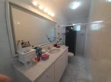 Casa · 200m² · 3 Quartos · 2 Vagas · Sobrado em Parque Assunção, Taboão da Serra/SP de 200m² 3 quartos à venda por R$ 900.000,00 ou para 