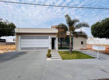 Casa · 189m² · 3 Quartos · 2 Vagas · Casa à venda - em Água Boa