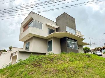 Casa · 260m² · 4 Quartos · 2 Vagas · Casa em Rio do Ouro, São Gonçalo/RJ de 260m² 4 quartos à venda por R$ 1.100.000,00