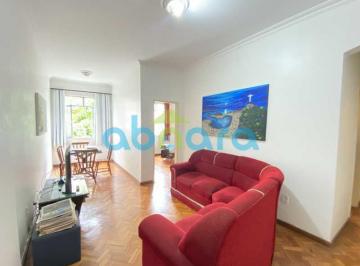 Apartamento · 70m² · 2 Quartos · Apartamento à Venda em Copacabana - 2 Quartos na Quadra da Praia!