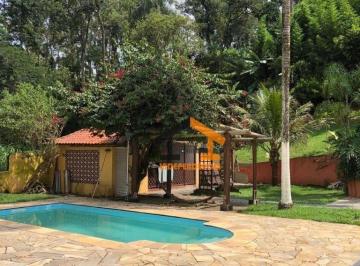 ee5ed648b12cd7dbad4342782ff0ae37f64ea444 · Casa em condominio  acesso rodovia castelo branco km 40