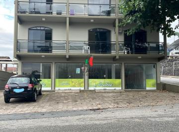 Comercial · 240m² · Ponto Comercial