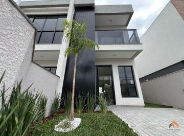Casa · 126m² · 3 Quartos · 2 Vagas · Lindo sobrado NOVO, nunca habitado na linda e espetacular Praia da Cachoeira do Bom Jesus, Florianó