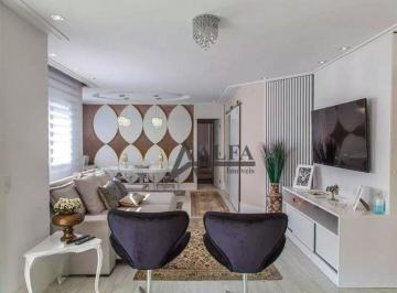Sala de Estar e Jantar · ** Vila Nova de Gaia - OPORTUNIDADE - Lindo apto. em localização privilegiada próx. ao Shopping Anál