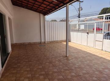 Casa · 190m² · 3 Quartos · 2 Vagas · Casa à venda - no Setor Leste