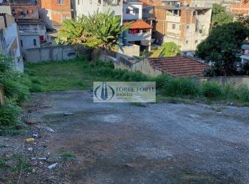 Terreno · 630m² · Excelente Terreno para construção localizado no Cangaiba